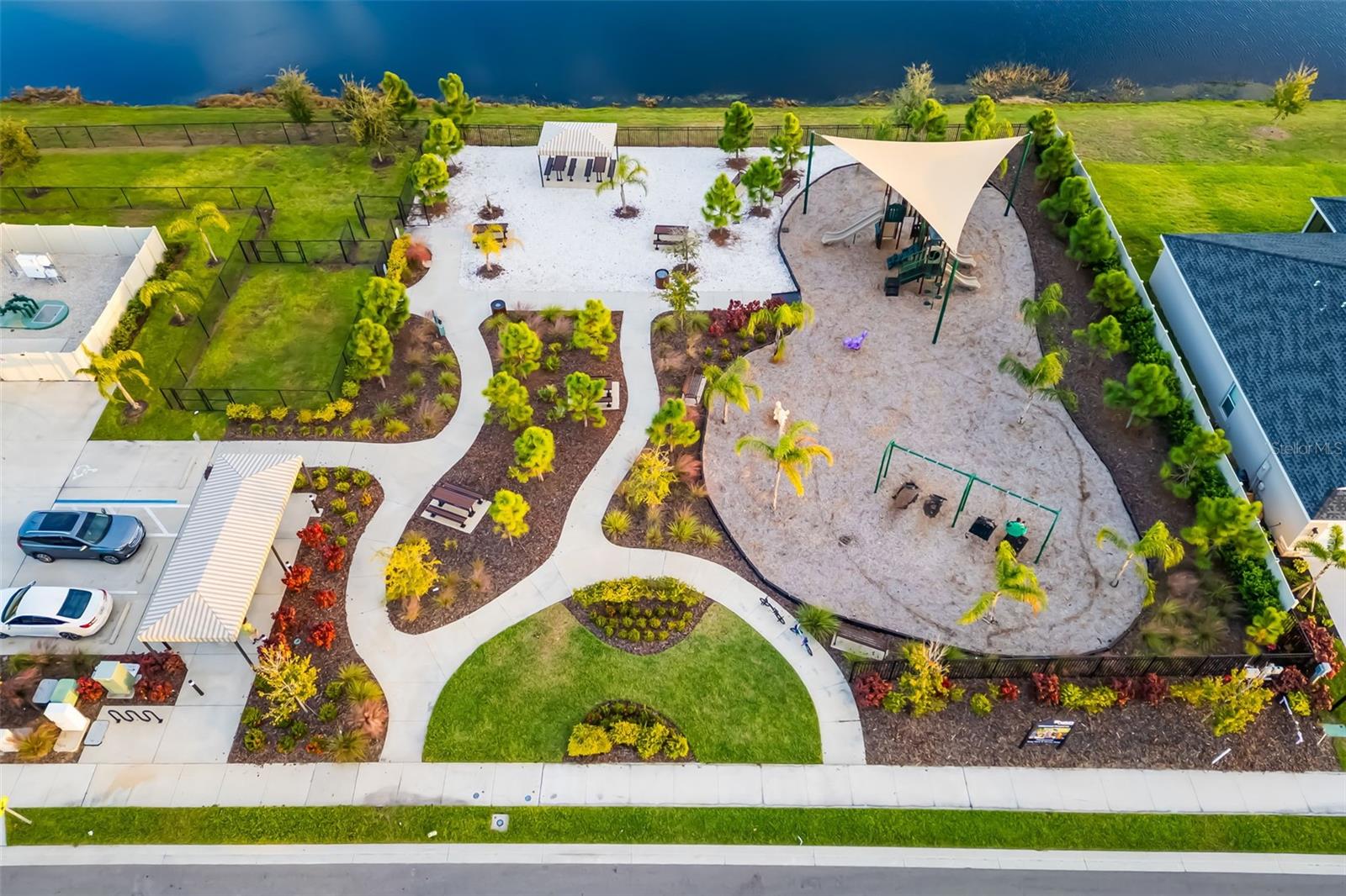 HILLWOOD PH I, II & III - Residential