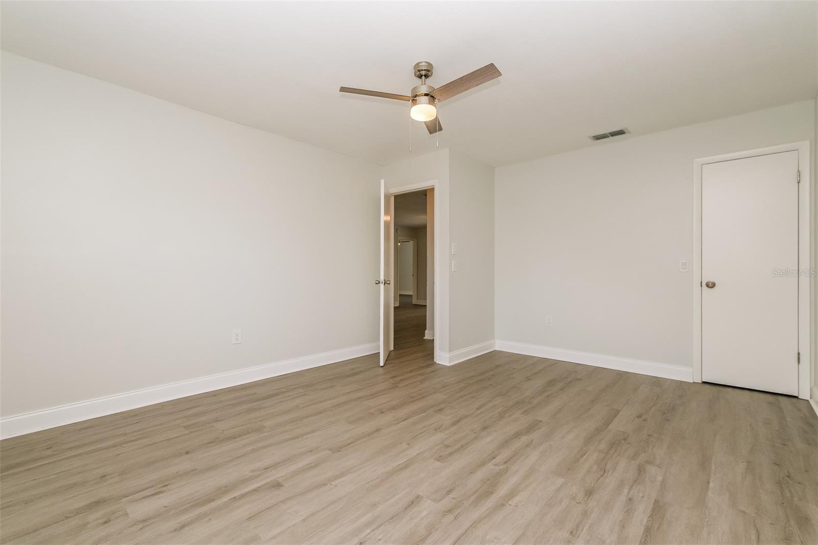 SPRING HILL - Residential Lease