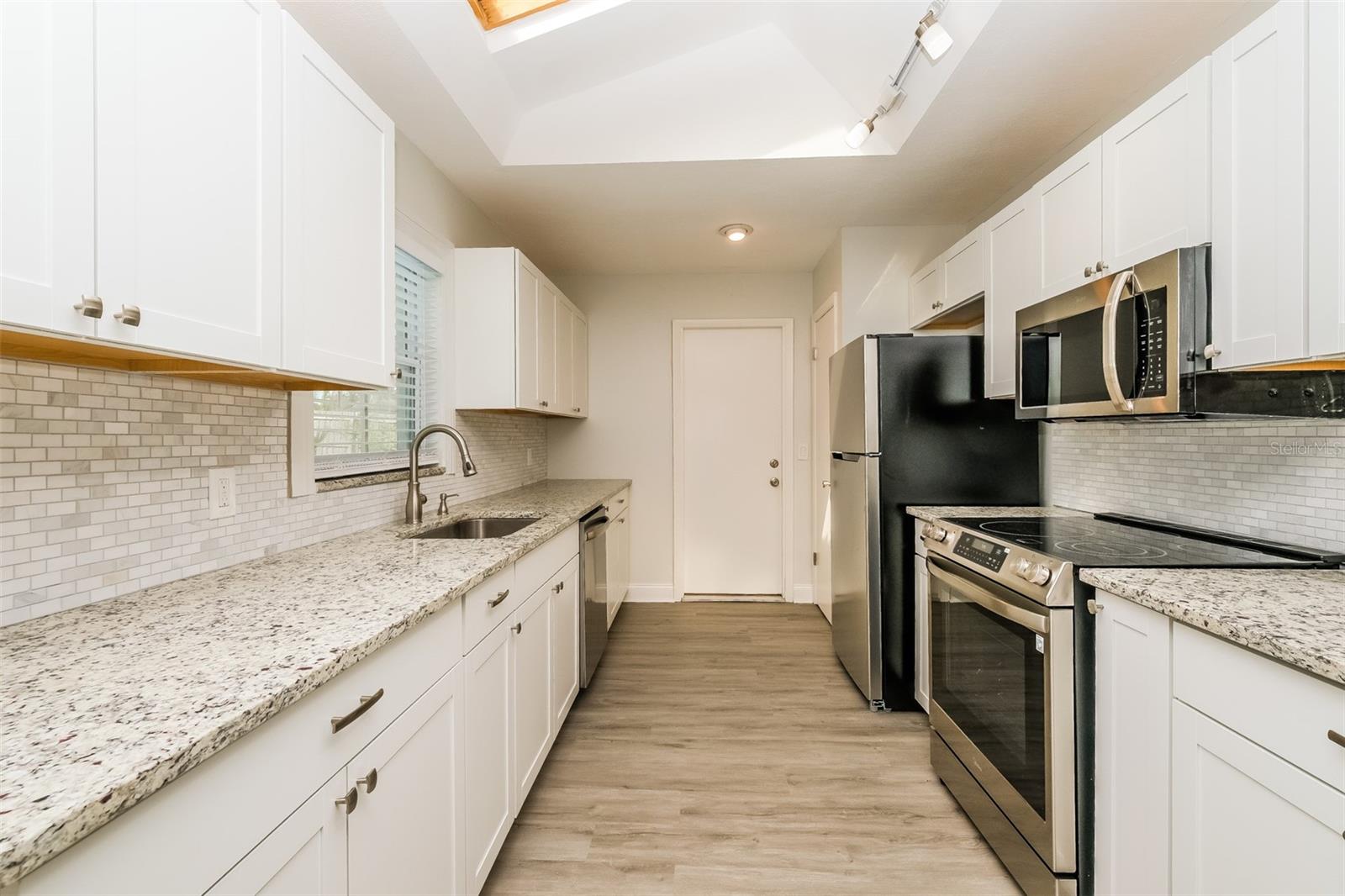 SPRING HILL - Residential Lease