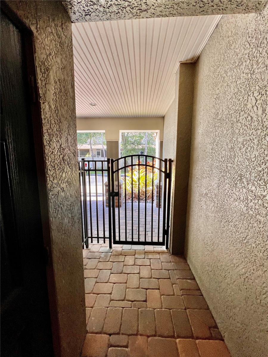 9622 BAY GROVE LANE