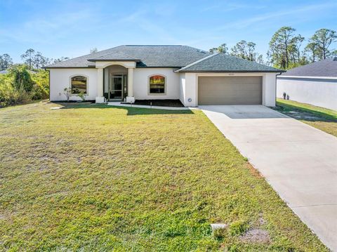 A home in PORT CHARLOTTE