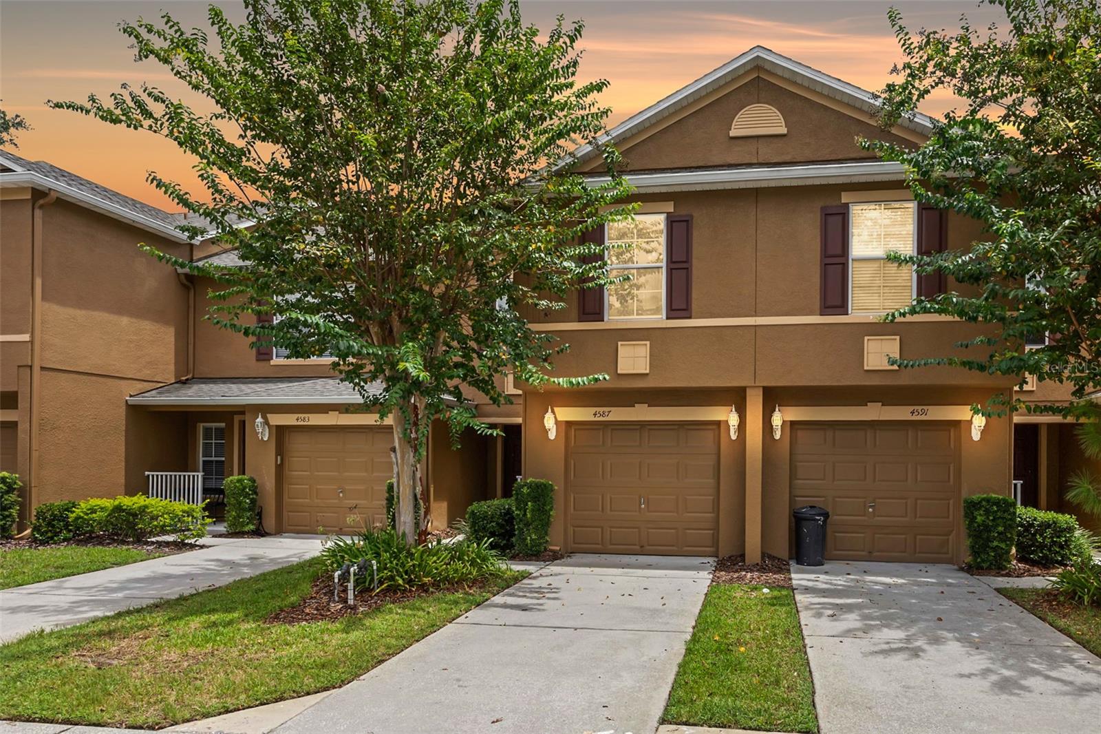 Whether you’re searching for your very own Oviedo home, or dreaming of a turn key investment property minutes to UCF, 4587 Lacebark is guaranteed to impress.
This inviting townhome features 3 bedrooms, 2 and one half bathrooms and 1480 square feet under air.
Enjoy bringing in the groceries without getting rained on in your private 1 car garage. You even have an additional parking space for housemates or guests, plus additional guest parking directly across from your driveway.
Relax and unwind in privacy on your back patio while you enjoy a gorgeous and private view of Florida nature and no rear neighbors.
Your interior layout is spacious, bright and open, with a kitchen perfect for cooking for one or prepping for hosting the family over the holidays. Upstairs you’ll find generously sized bedrooms and a primary suite with its own bathroom.
The community is well maintained and features a dog park/run, tot lot for kids and a pristine private swimming pool to cool off in during the hot summer months.
Hawthorn Glen is just 10 minutes to the University of Central Florida, and nearby to major highways 417 and 408 for easy access to anywhere you want to go.
Schedule your private tour of this prime Oviedo home today!