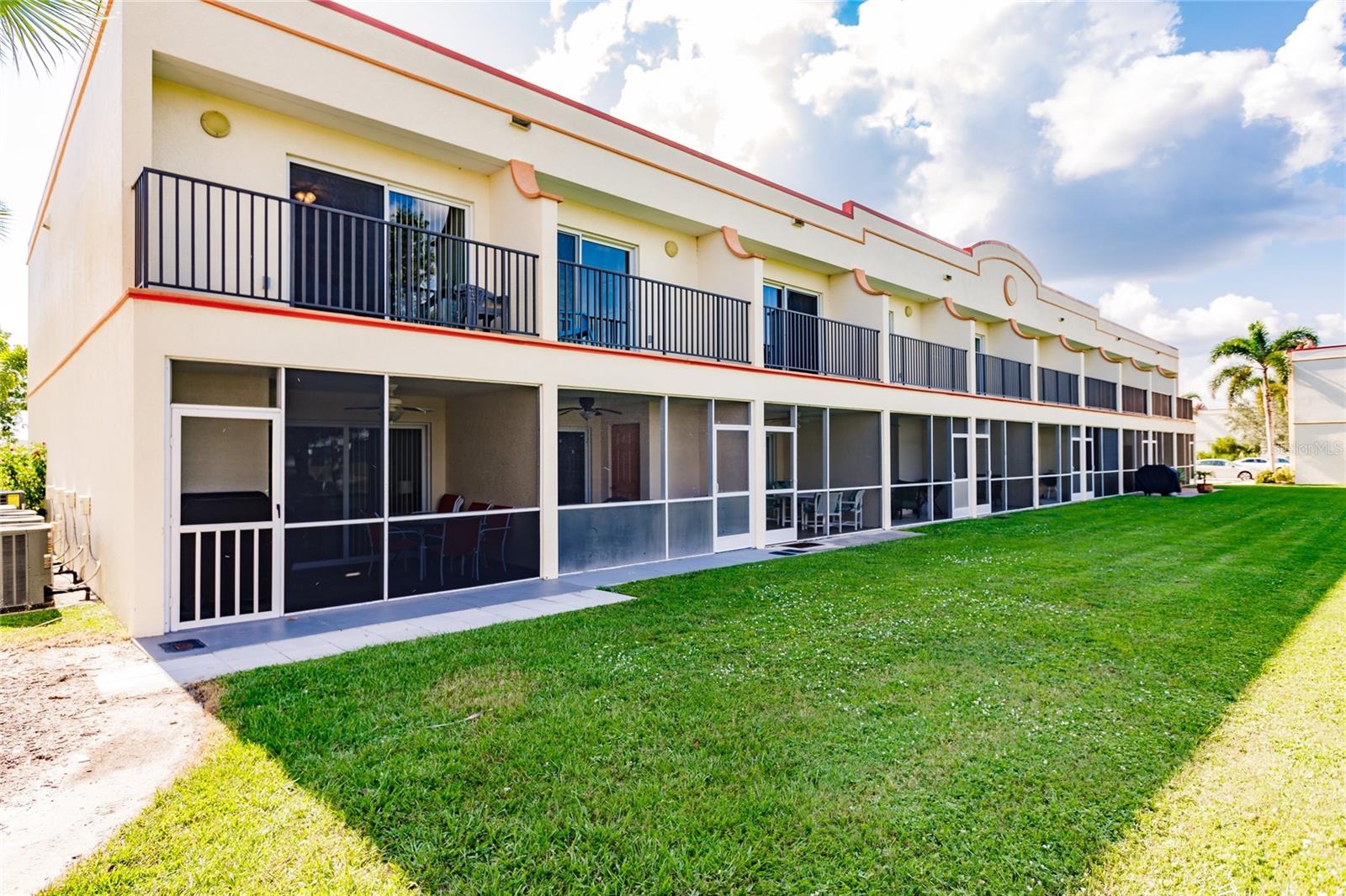 TOWNHOMES DEEP CREEK TR D - Residential