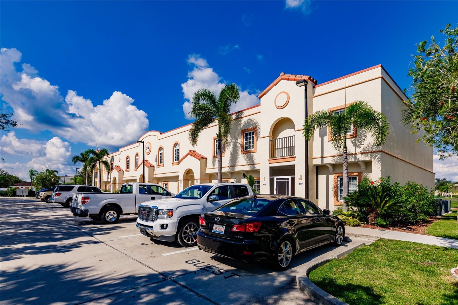 TOWNHOMES DEEP CREEK TR D - Residential