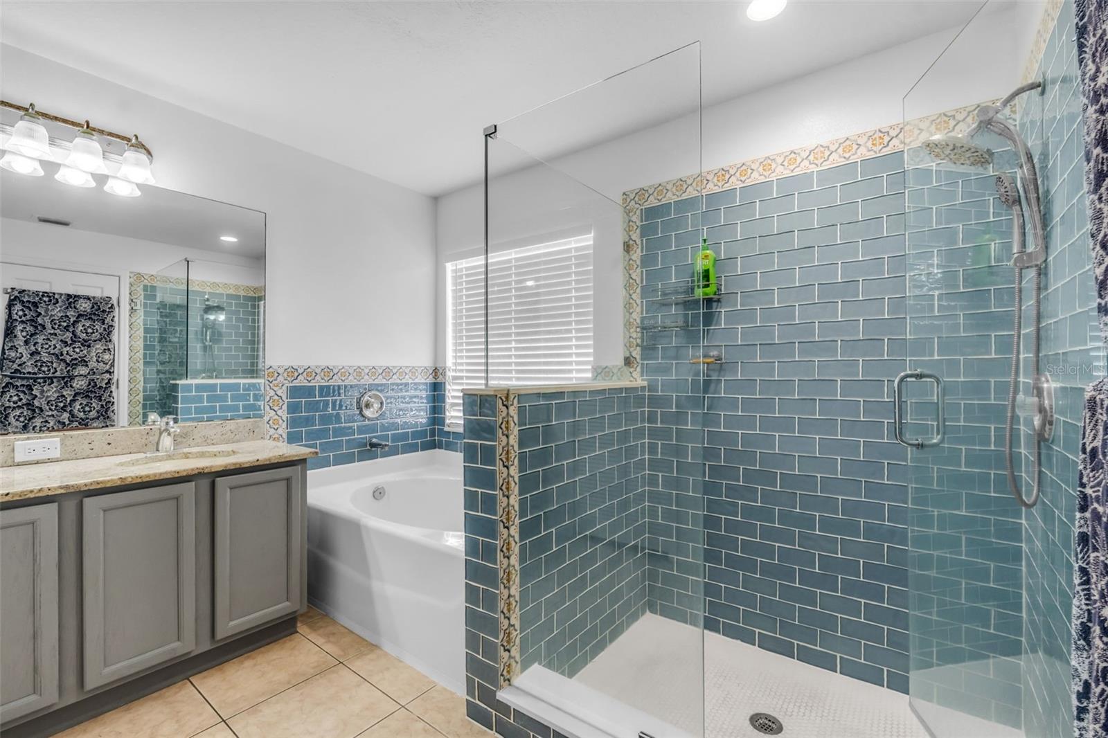 NORTHWOOD - Residential