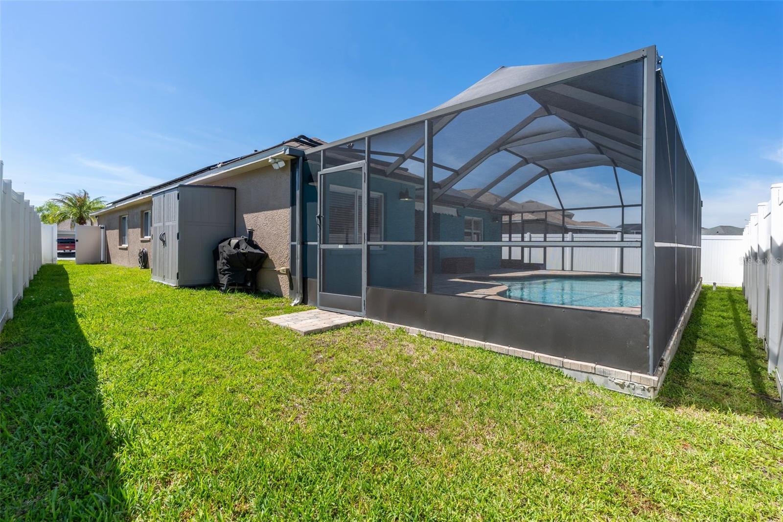 NORTHWOOD - Residential