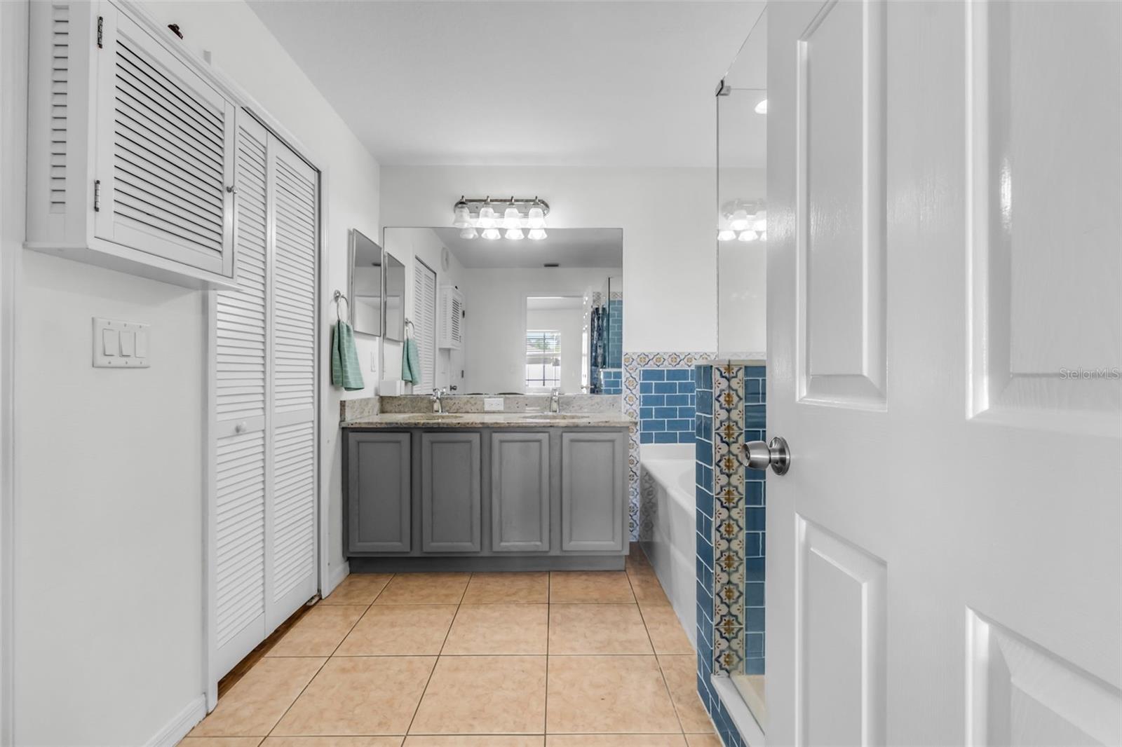 NORTHWOOD - Residential