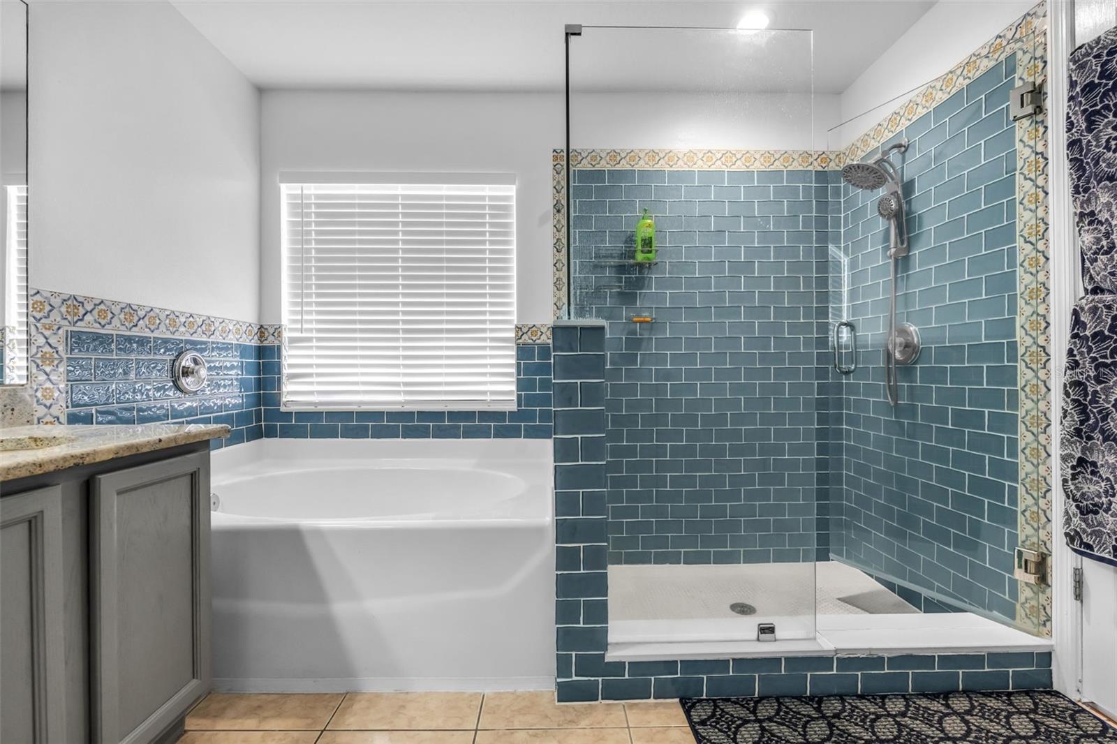 NORTHWOOD - Residential