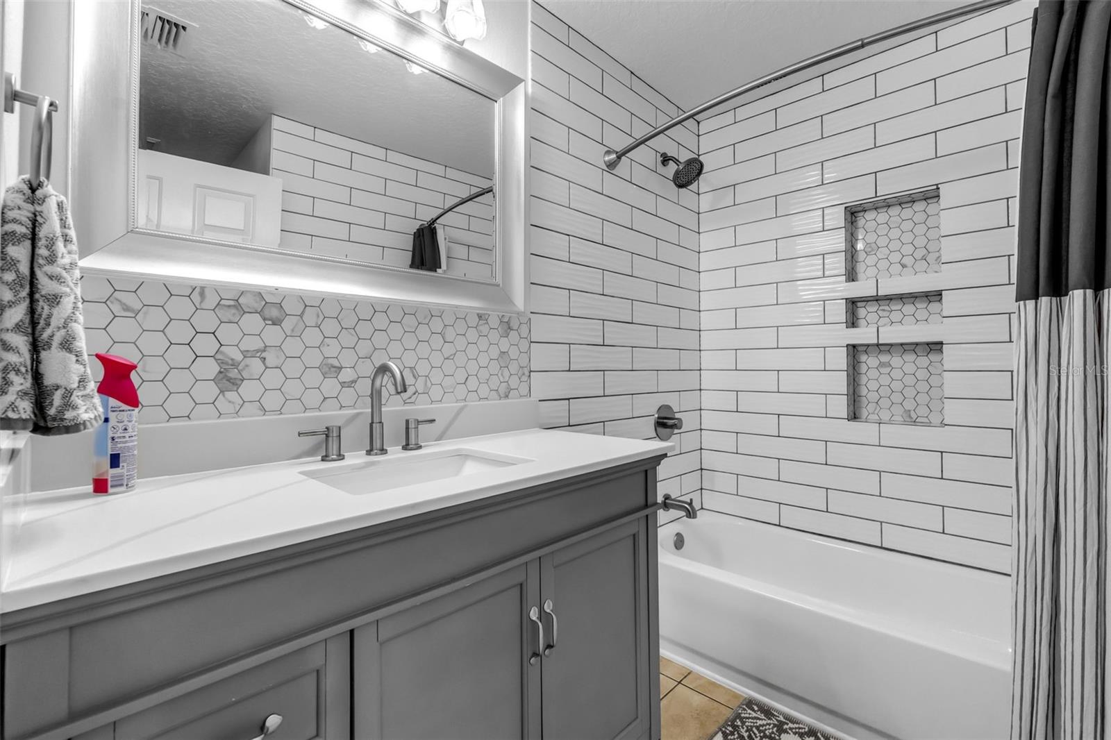 NORTHWOOD - Residential