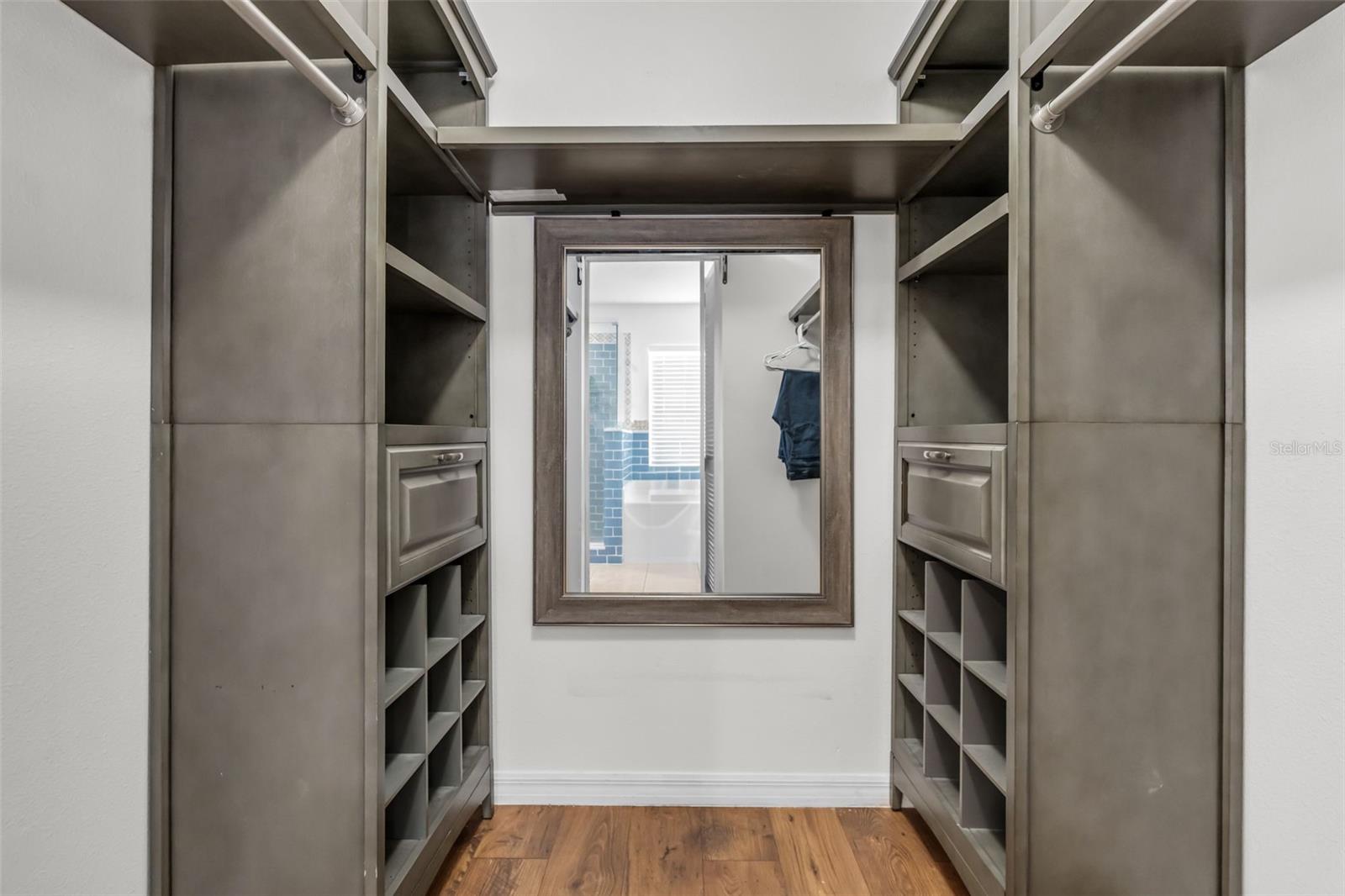 NORTHWOOD - Residential