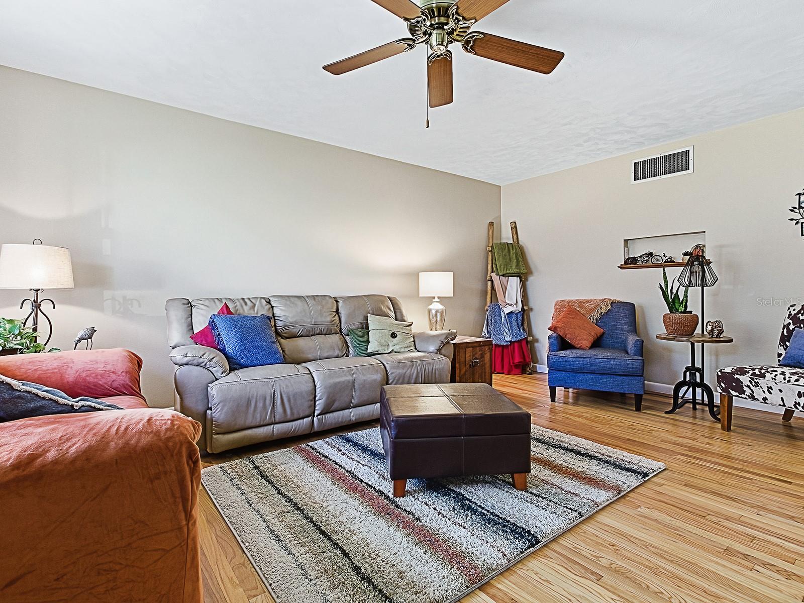 THREE LAKES SUB - Residential