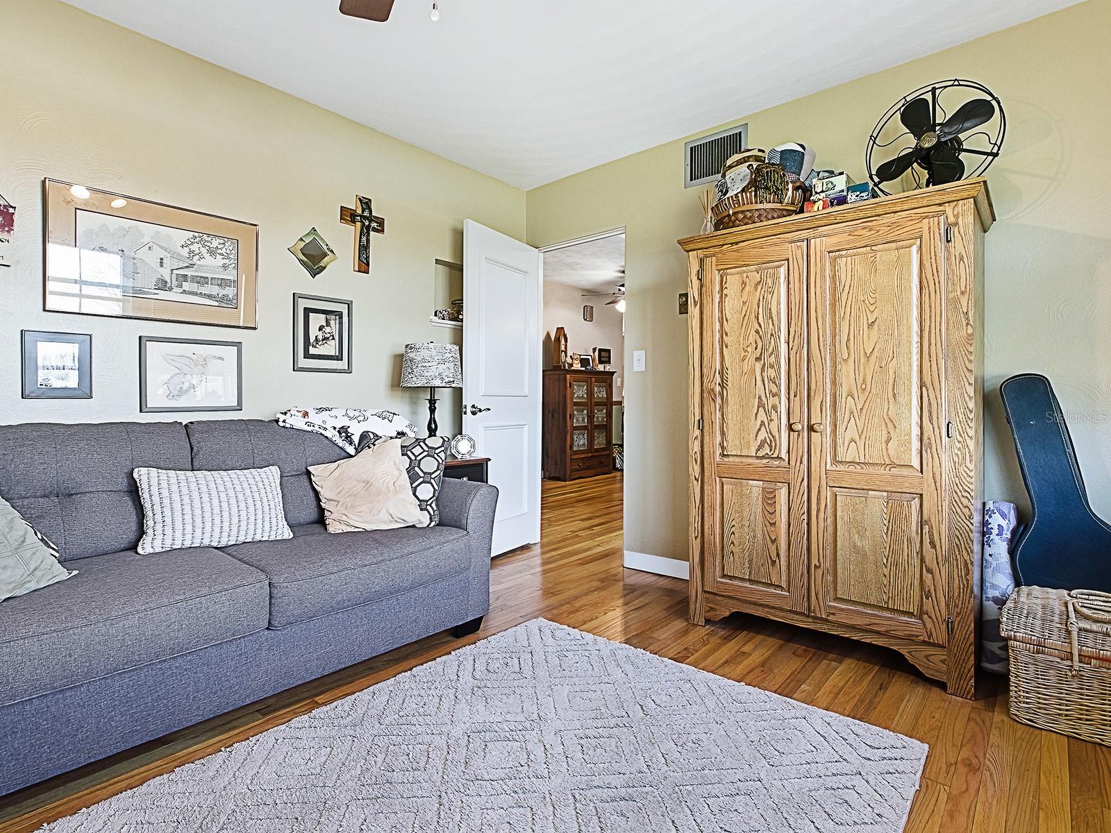 THREE LAKES SUB - Residential