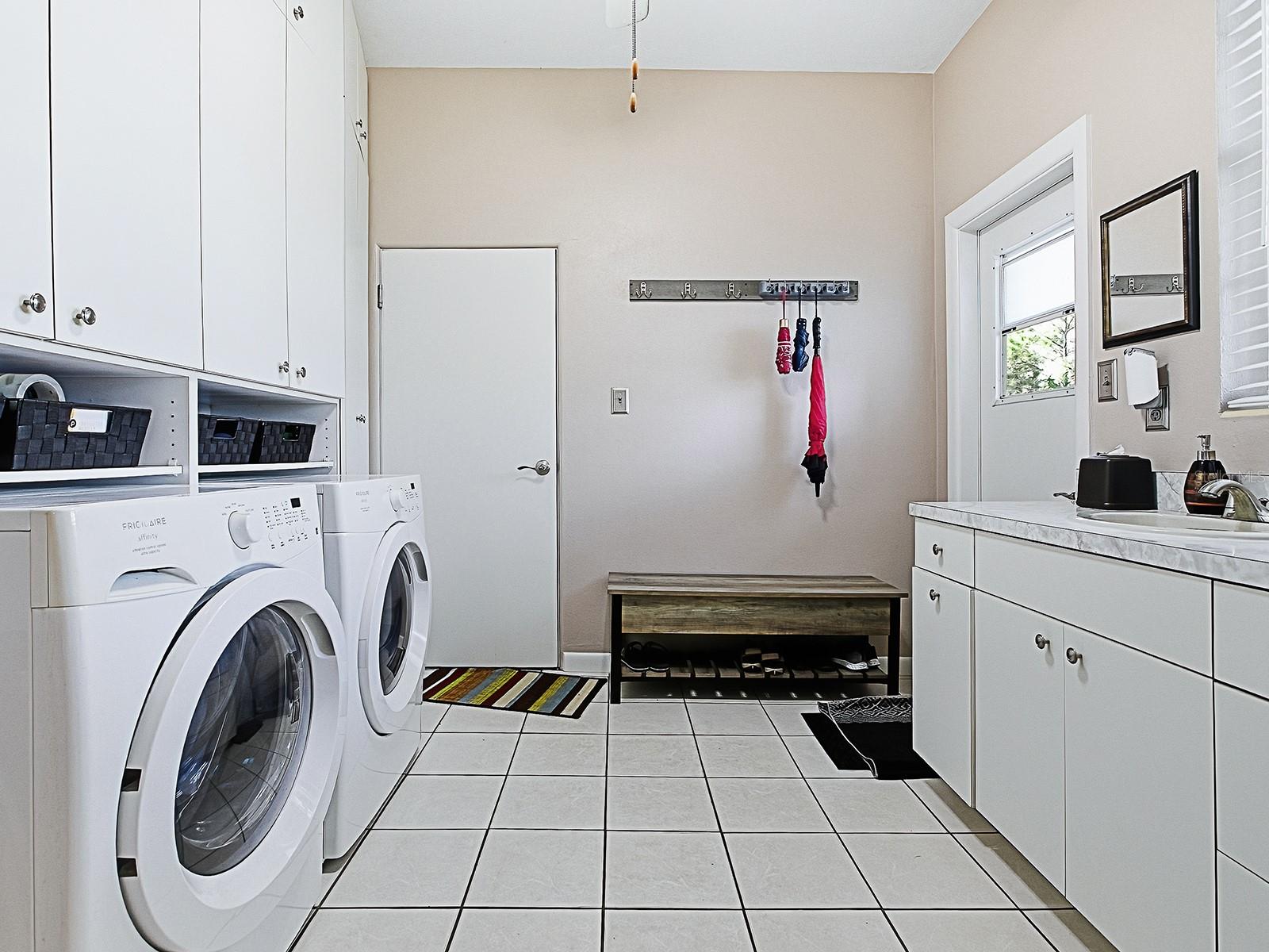 THREE LAKES SUB - Residential