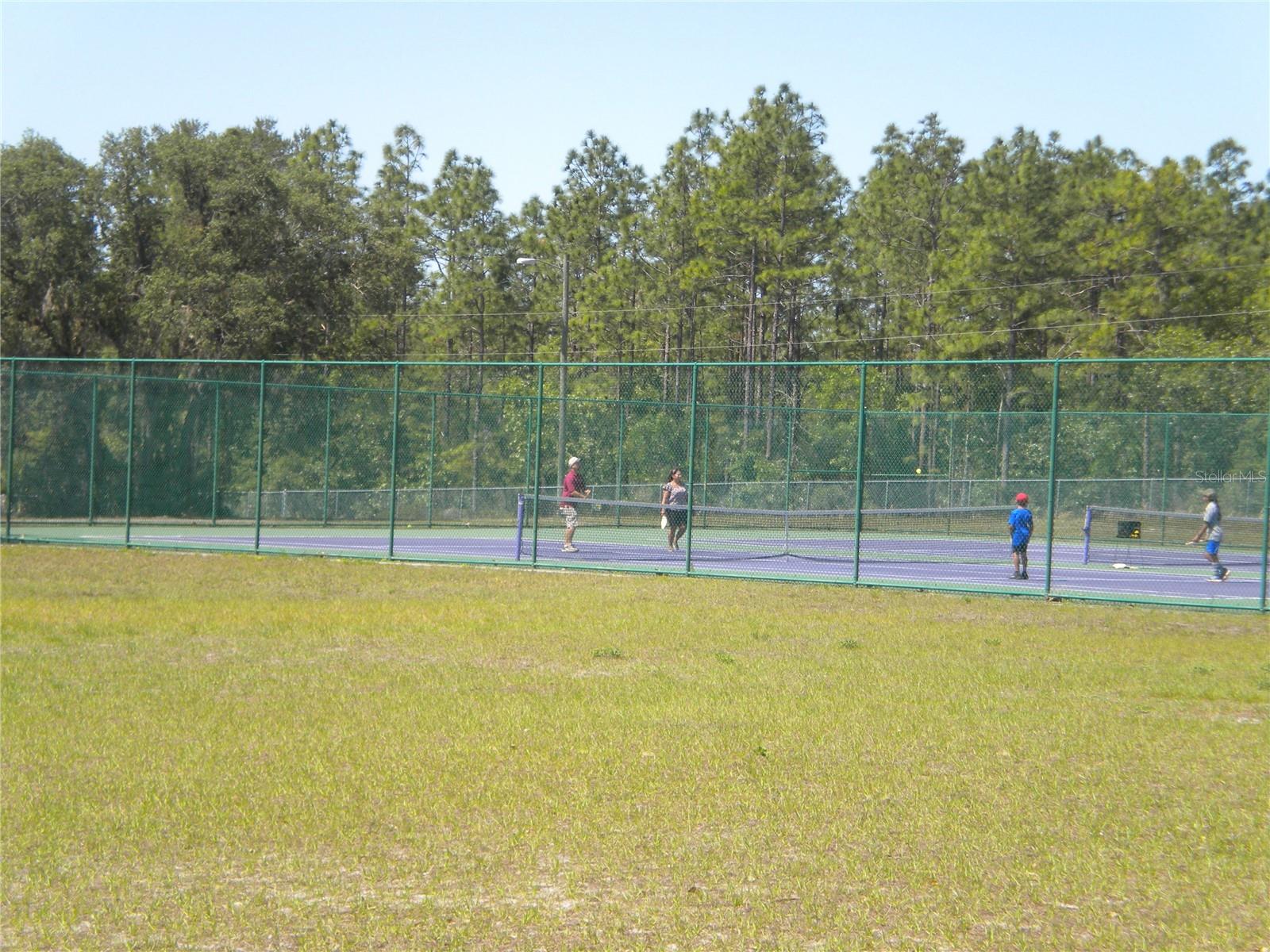 RAINBOW LAKES ESTATE - Land