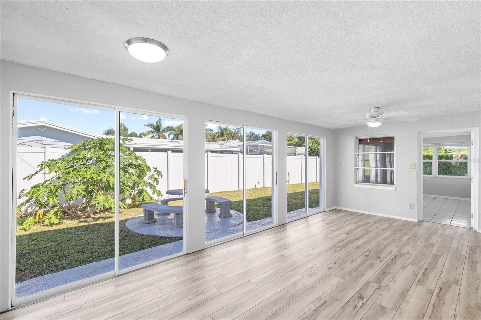 WILLIAMSDALE SQUARE 2ND ADD - Residential Lease