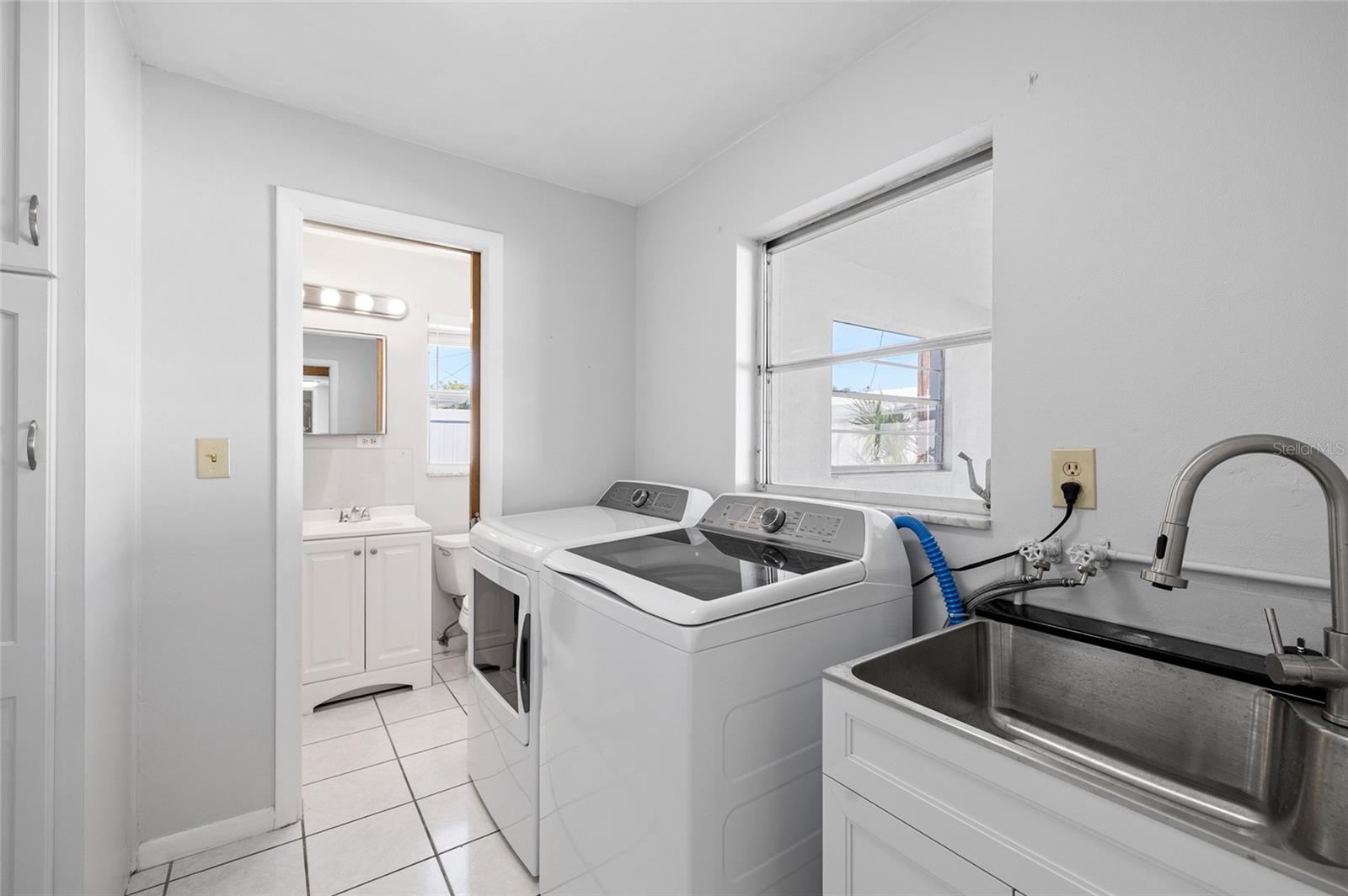 WILLIAMSDALE SQUARE 2ND ADD - Residential Lease