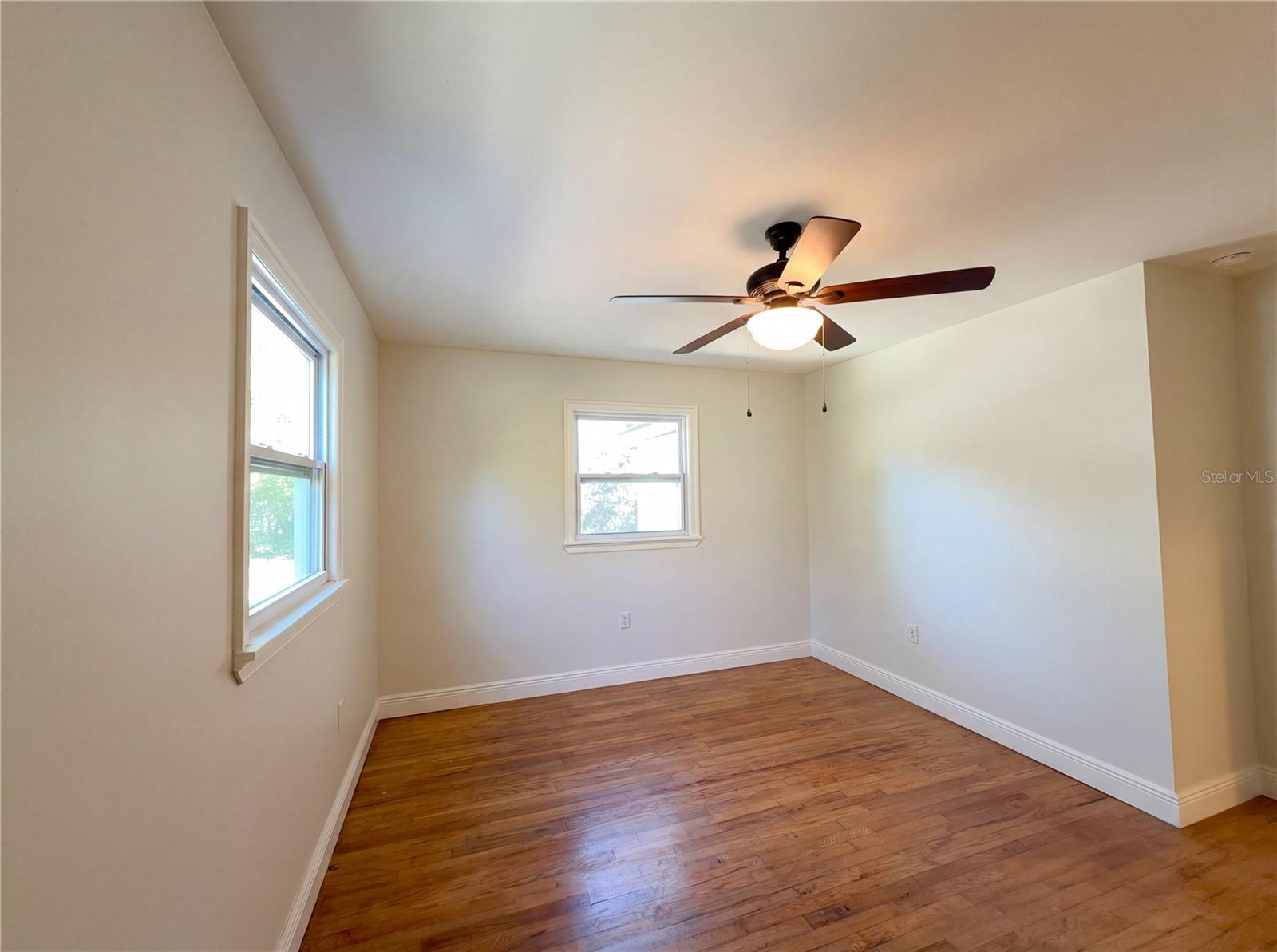 STRAIGHT - Residential