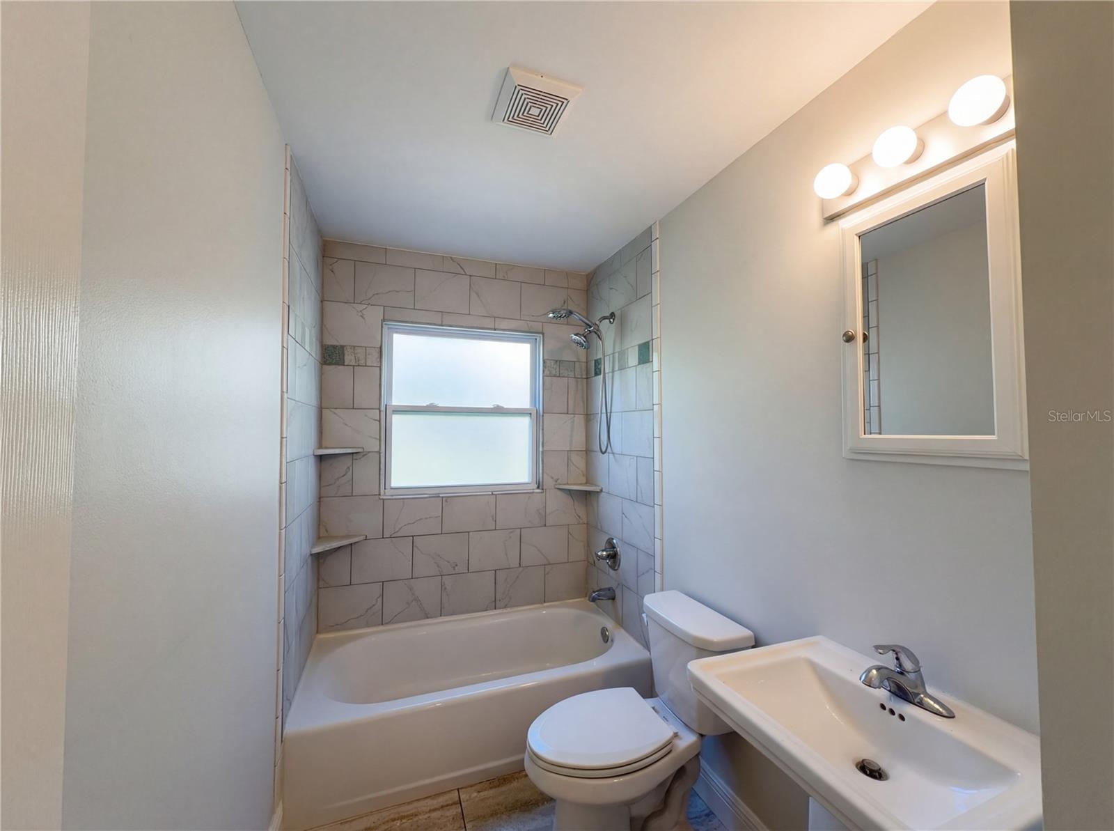 STRAIGHT - Residential