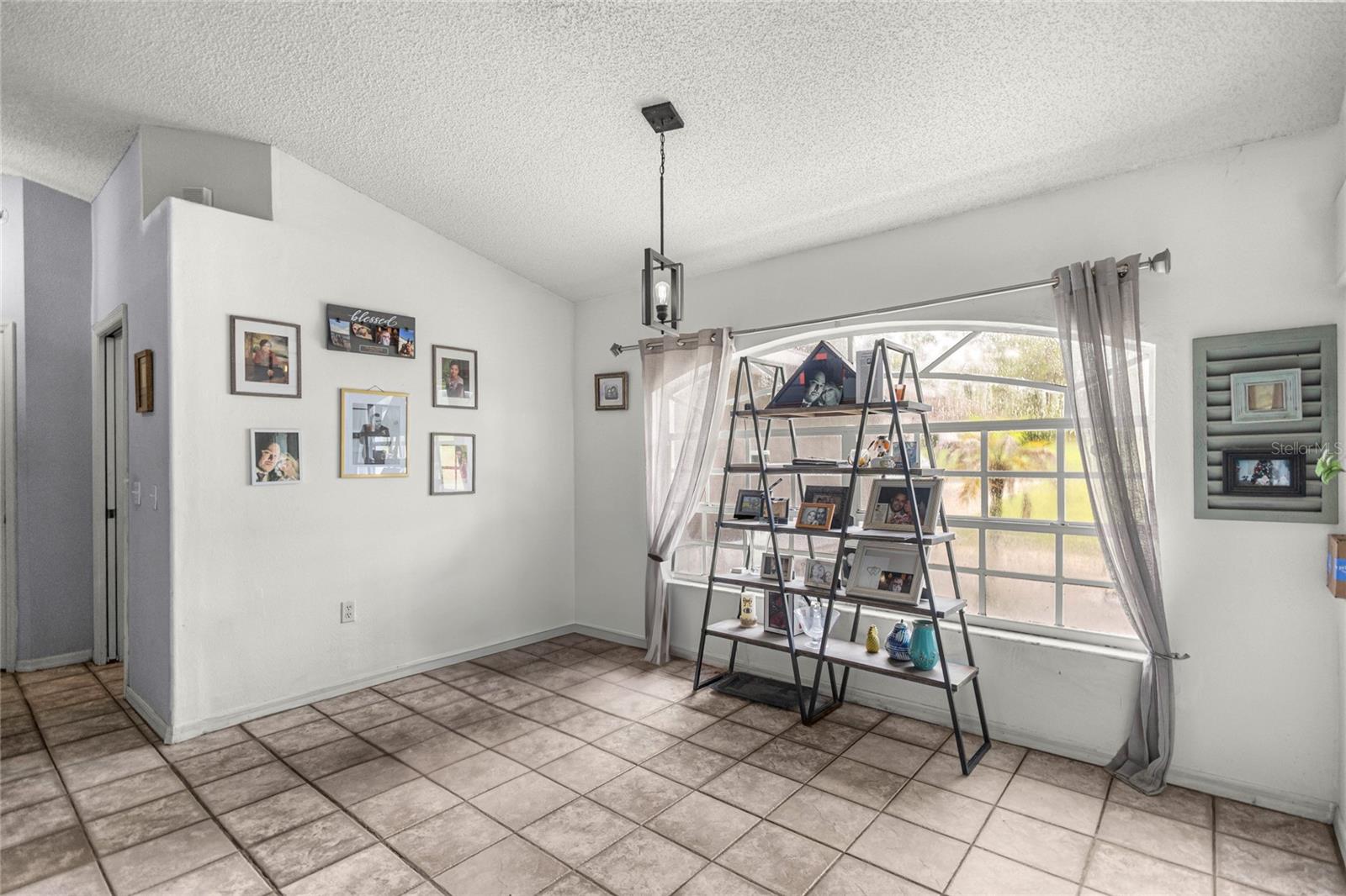 2685 W APRICOT DRIVE
