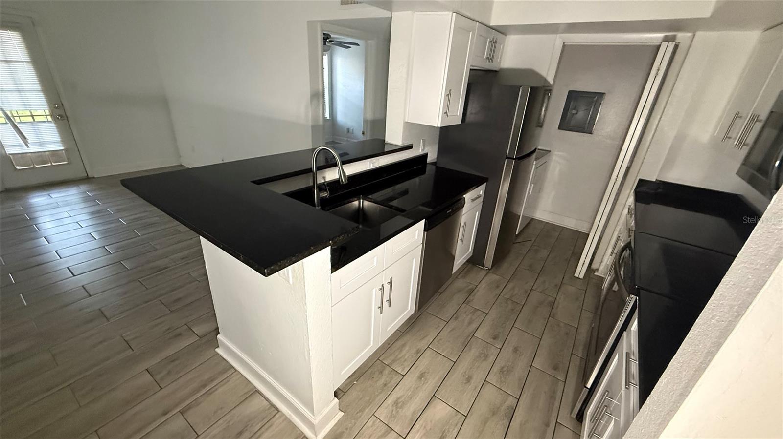 REGENCY GARDENS - Residential