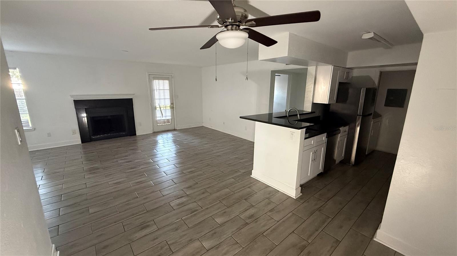 REGENCY GARDENS - Residential