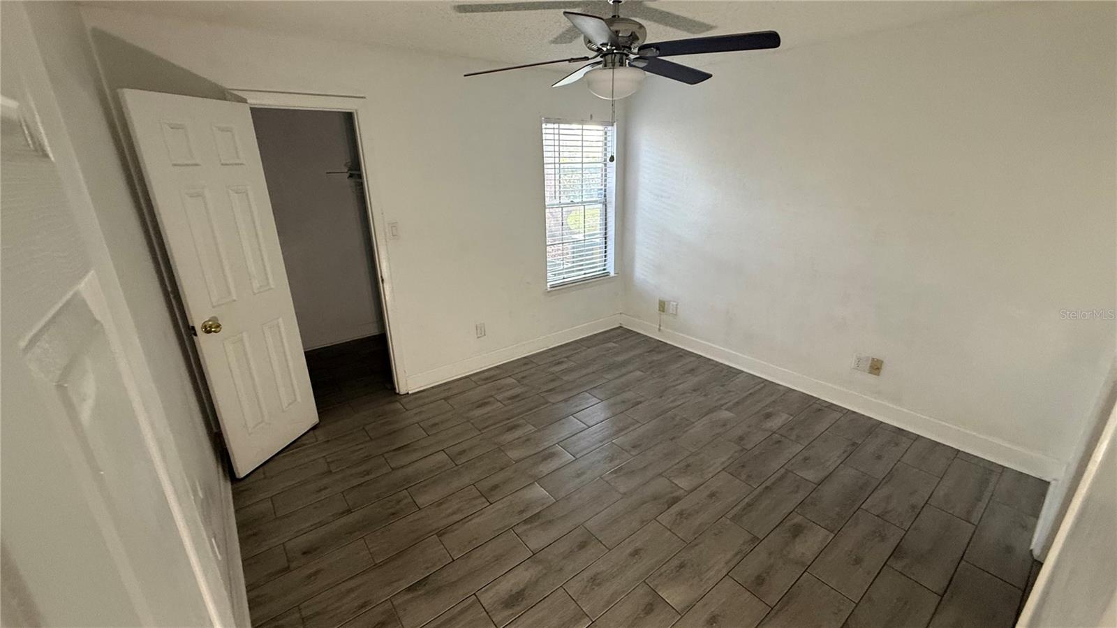 REGENCY GARDENS - Residential