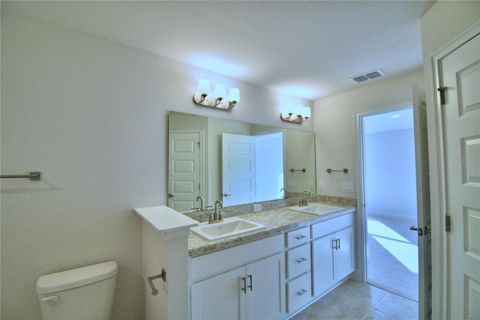 CADENCE CROSSING - Residential