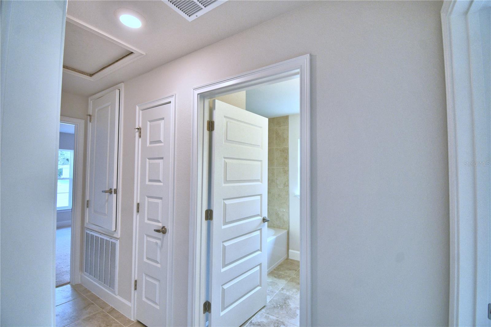 CADENCE CROSSING - Residential