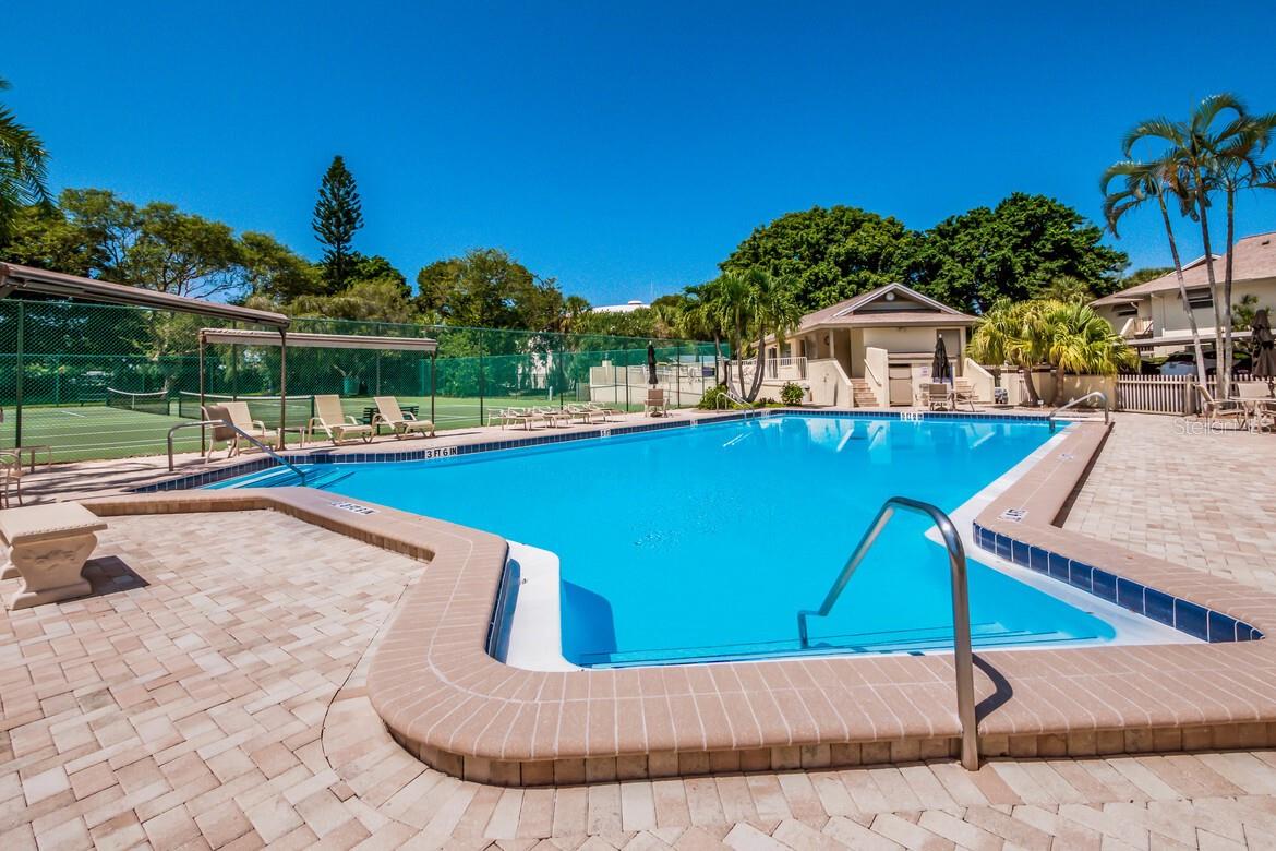 PELICAN HARBOUR & BEACH CLUB - Residential