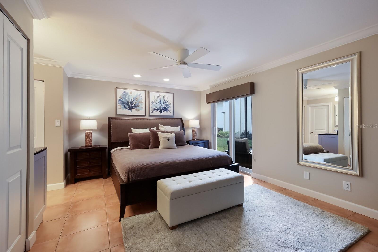 PELICAN HARBOUR & BEACH CLUB - Residential