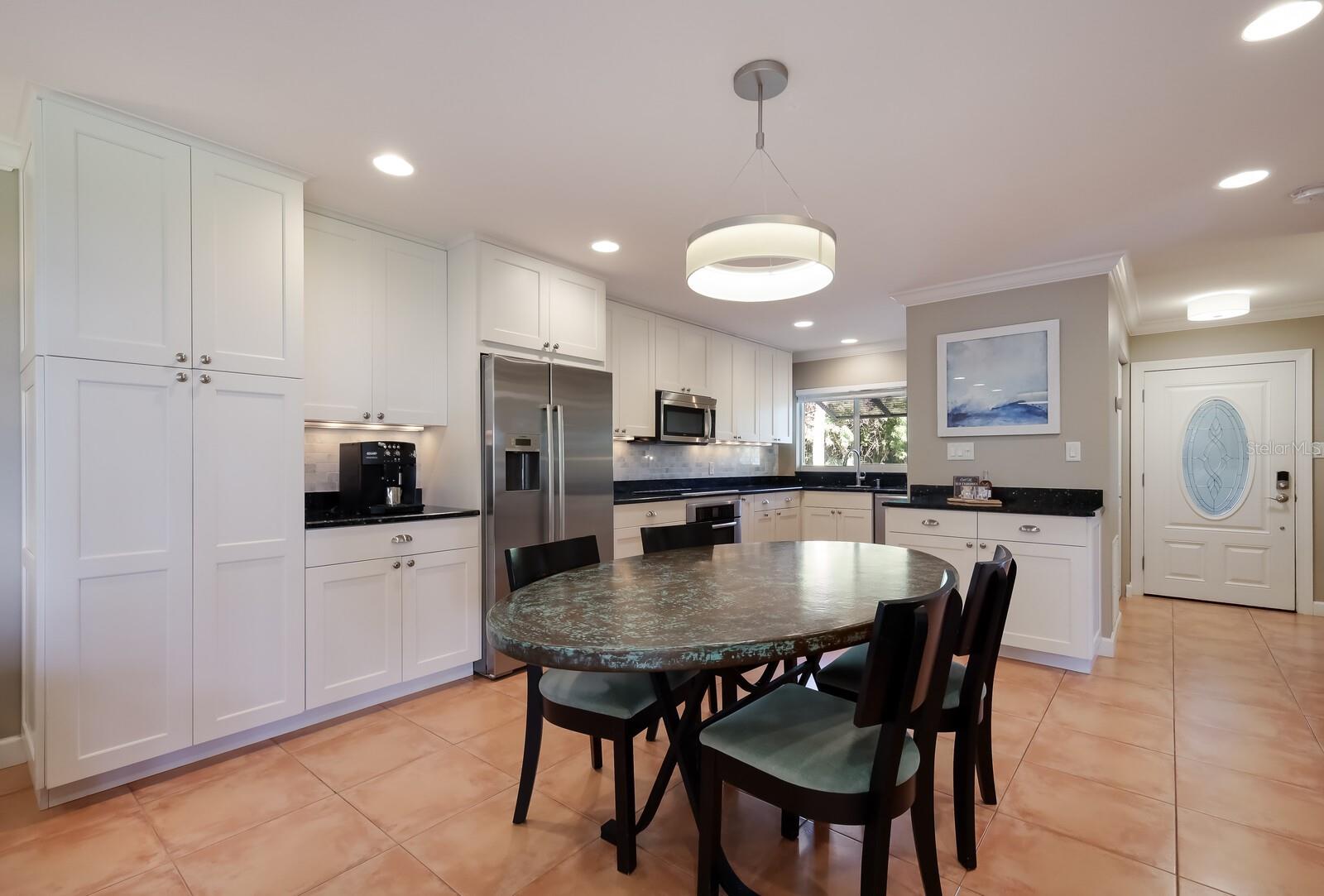 PELICAN HARBOUR & BEACH CLUB - Residential