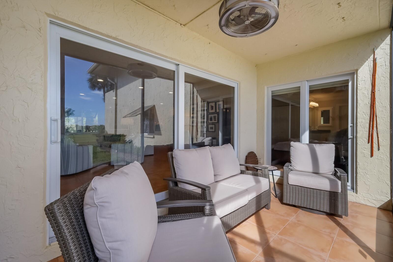 PELICAN HARBOUR & BEACH CLUB - Residential