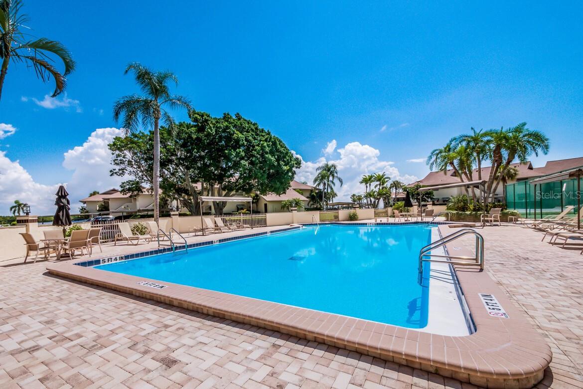 PELICAN HARBOUR & BEACH CLUB - Residential