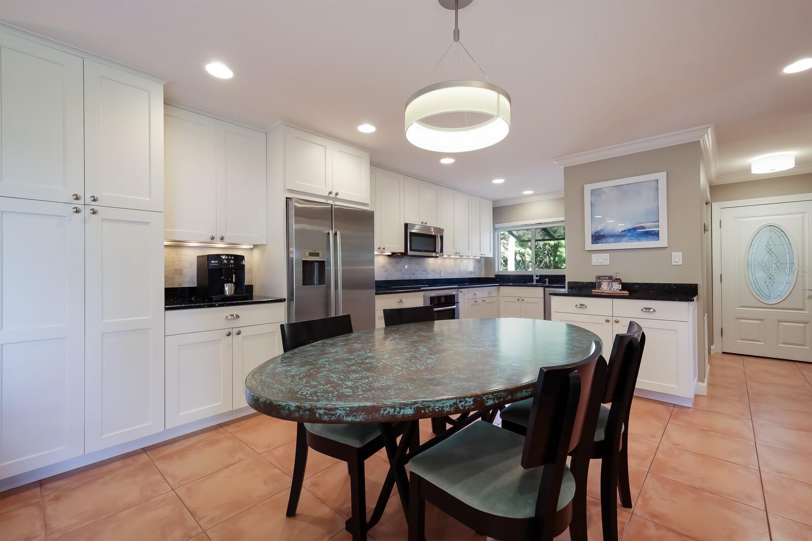 PELICAN HARBOUR & BEACH CLUB - Residential