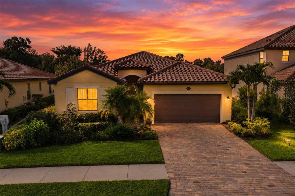 Photo of 12315 Canavese Lane, Venice, FL 34293 (MLS # N6145069)