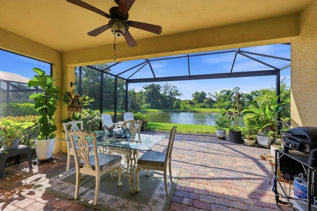 Photo of 12315 Canavese Lane, Venice, FL 34293 (MLS # N6145069)