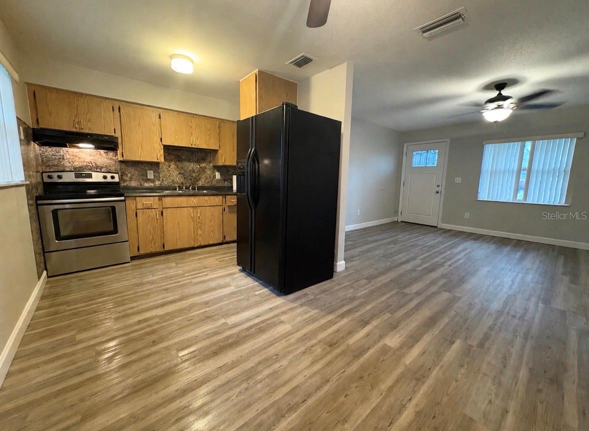 2240 WHITE SANDS DRIVE