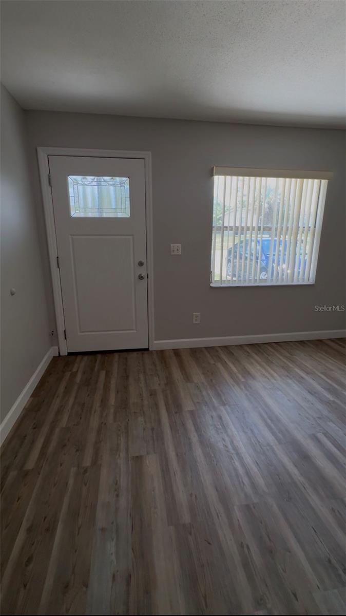 WHISPERING HILLS COUNTRY CLUB ESTATES SEC 05 - Residential