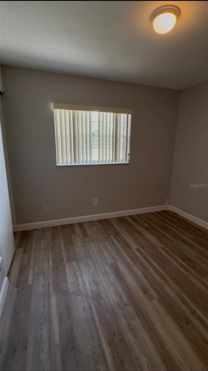 WHISPERING HILLS COUNTRY CLUB ESTATES SEC 05 - Residential