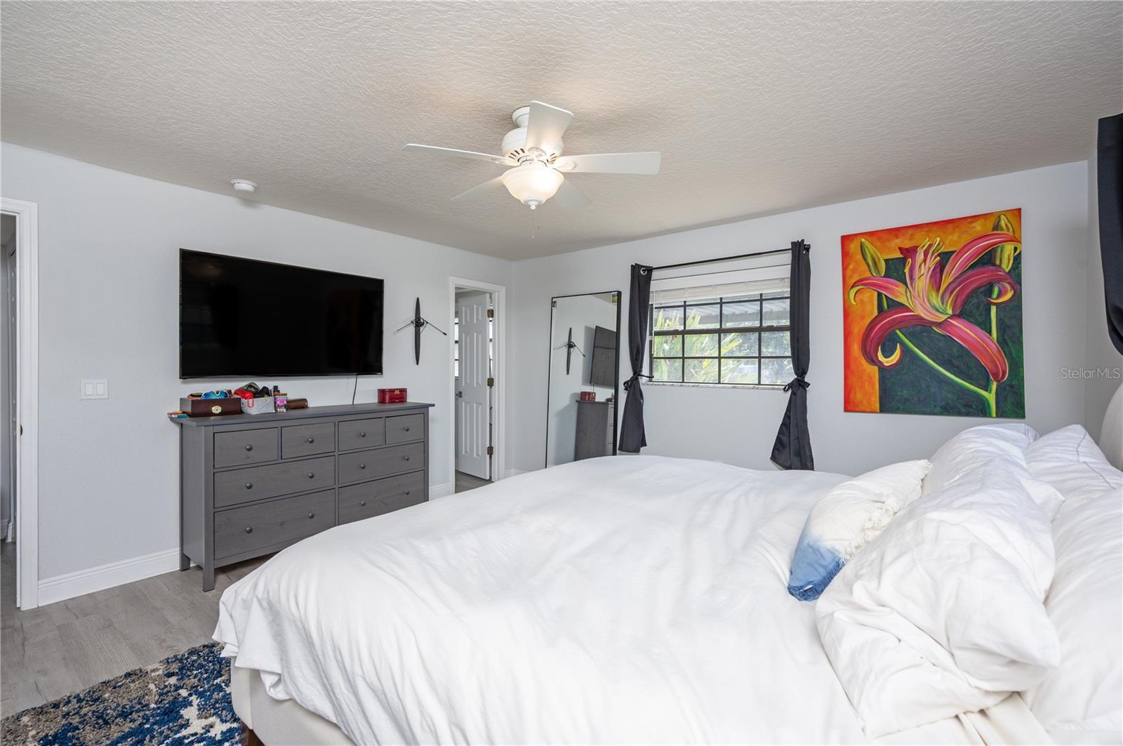 GOLFVIEW I CONDO - Residential Lease