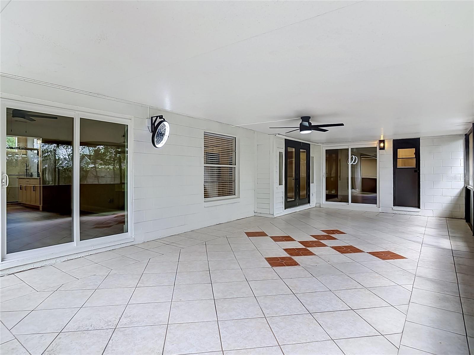 DELTONA LAKES UNIT 17 - Residential