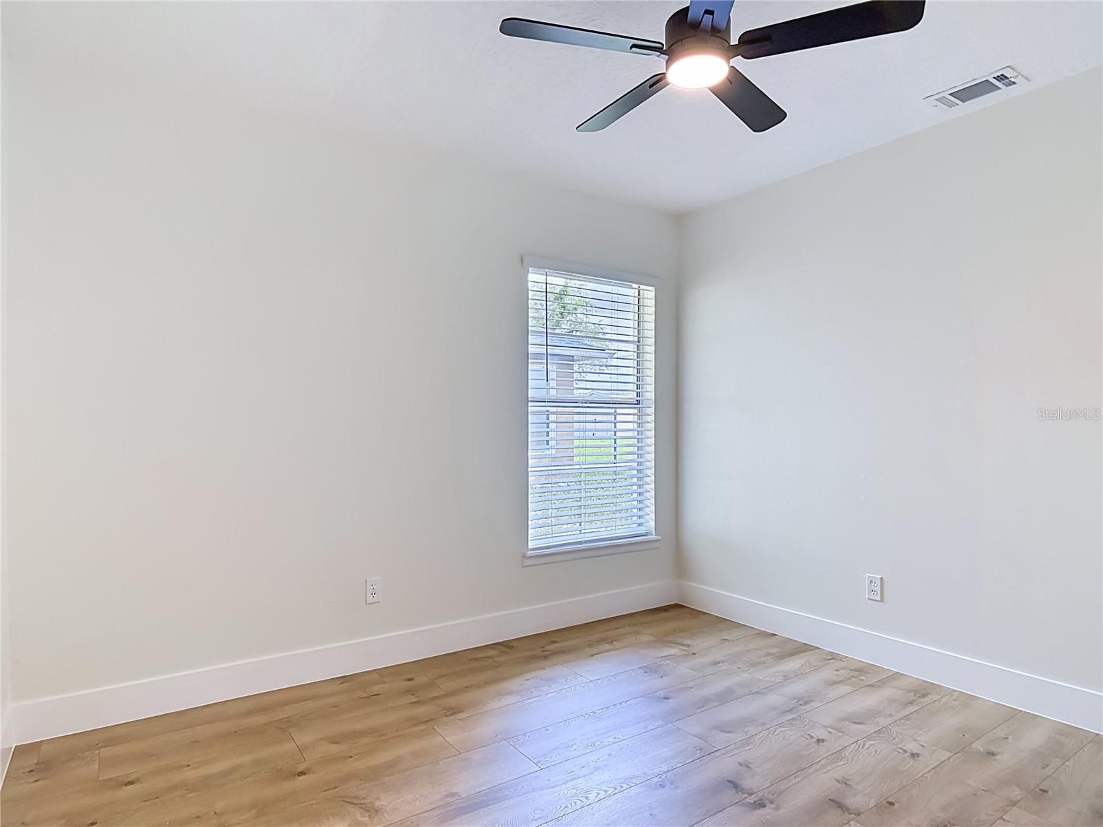 DELTONA LAKES UNIT 17 - Residential