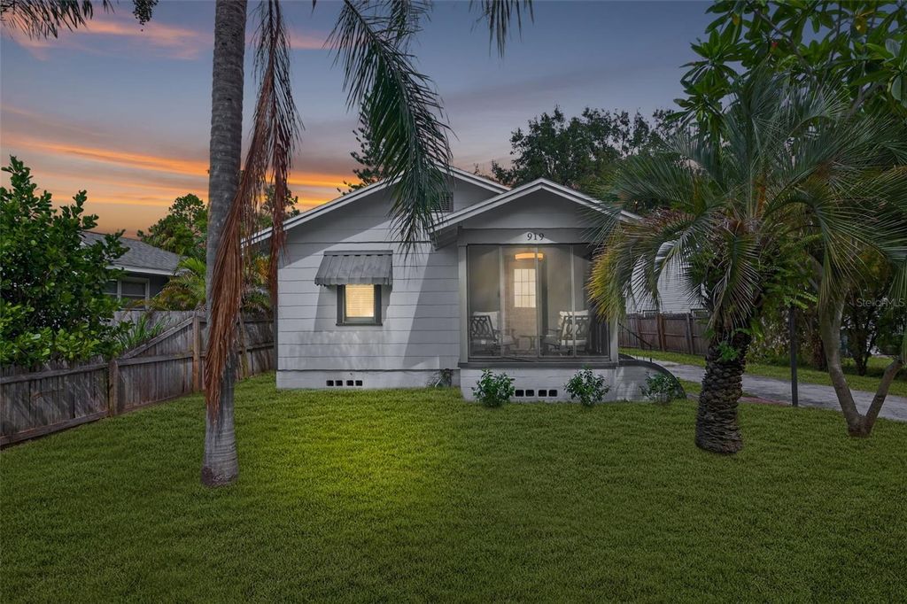 Photo of 919 29th Street N, St Petersburg, FL 33713 (MLS # TB8435225)
