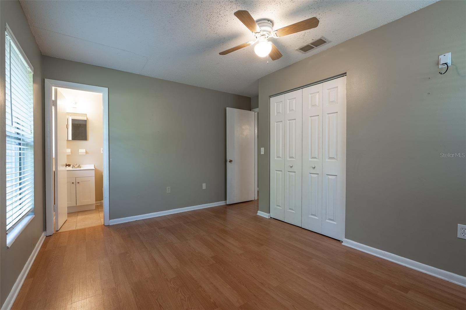 FOX RUN - Residential