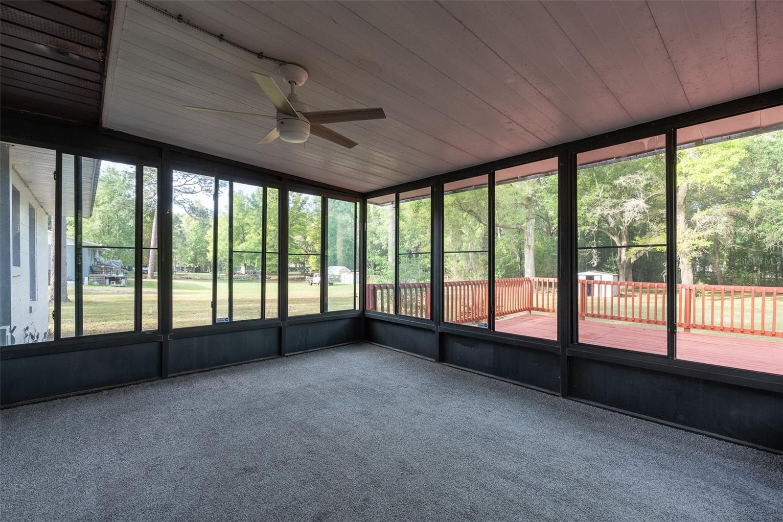 FOX RUN - Residential