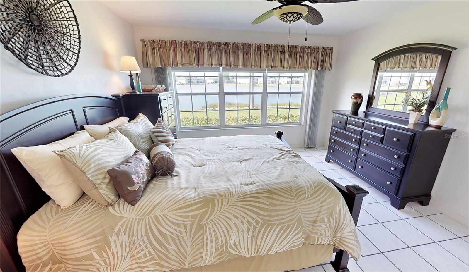 NORTH SHORE/KINGSWAY - Residential