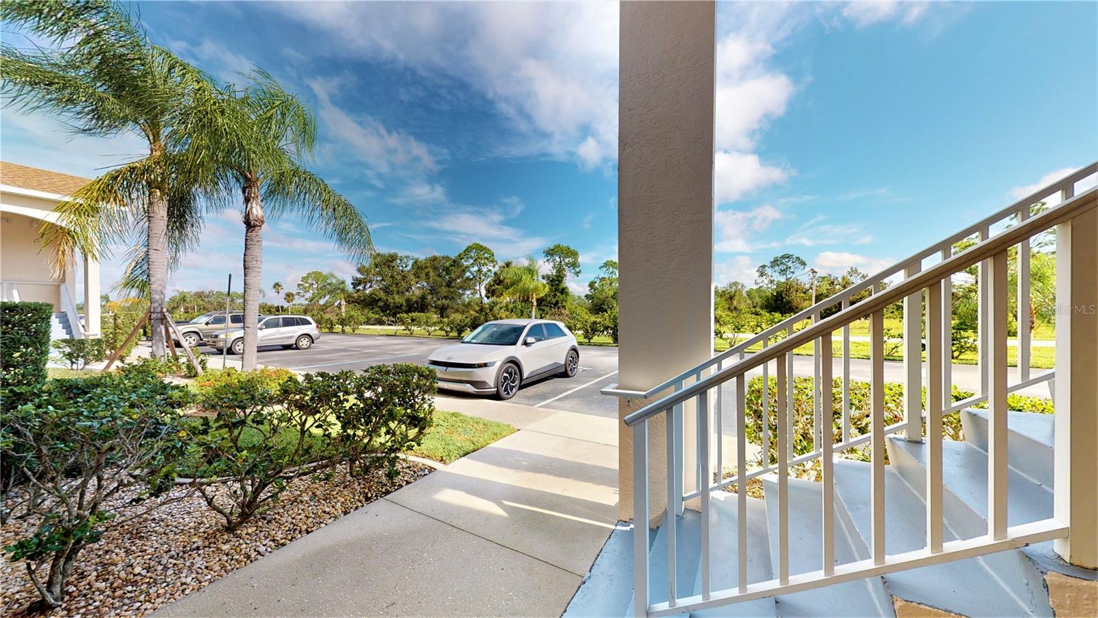 NORTH SHORE/KINGSWAY - Residential