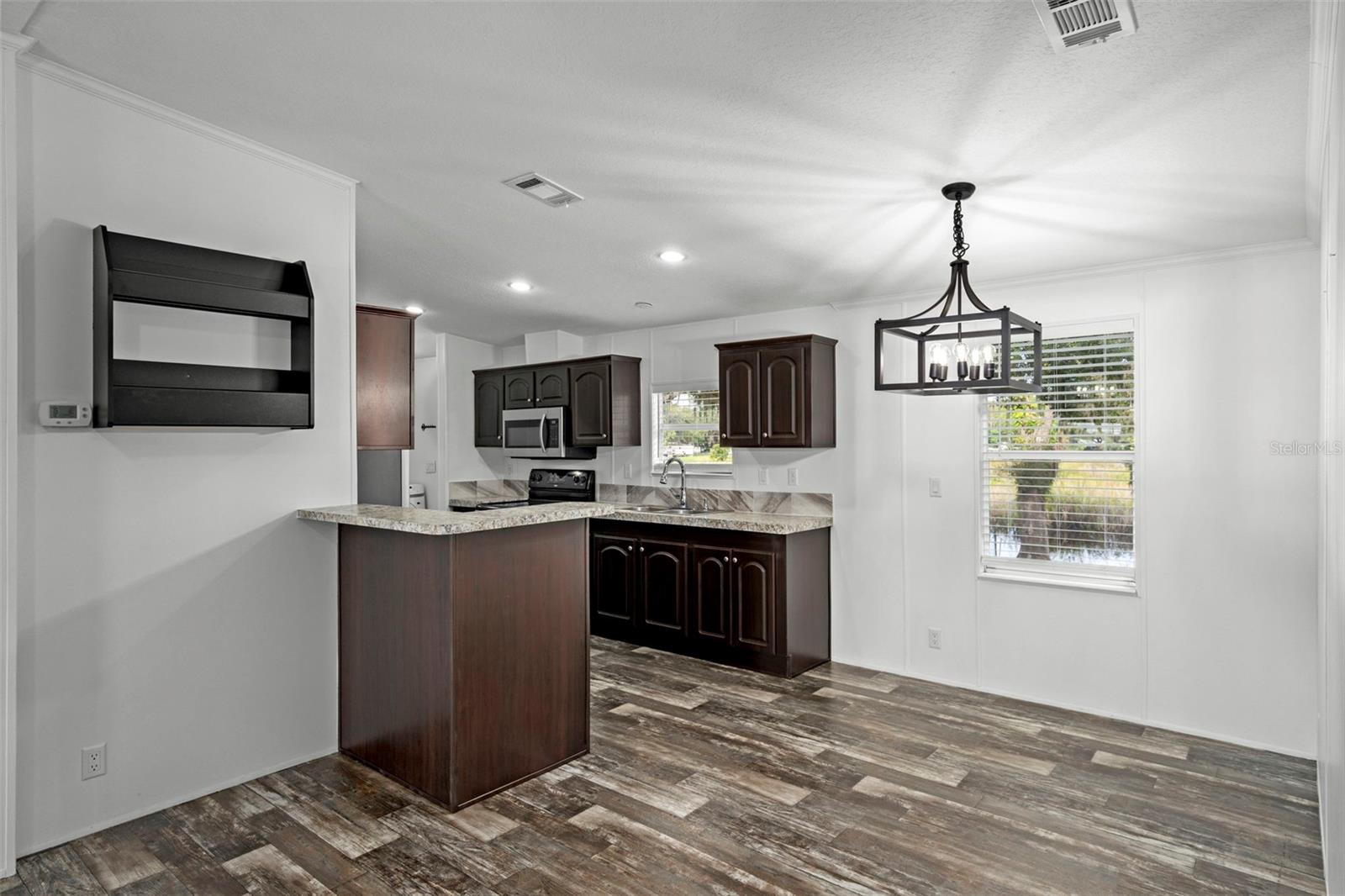 TSALA APOPKA RETREATS - Residential