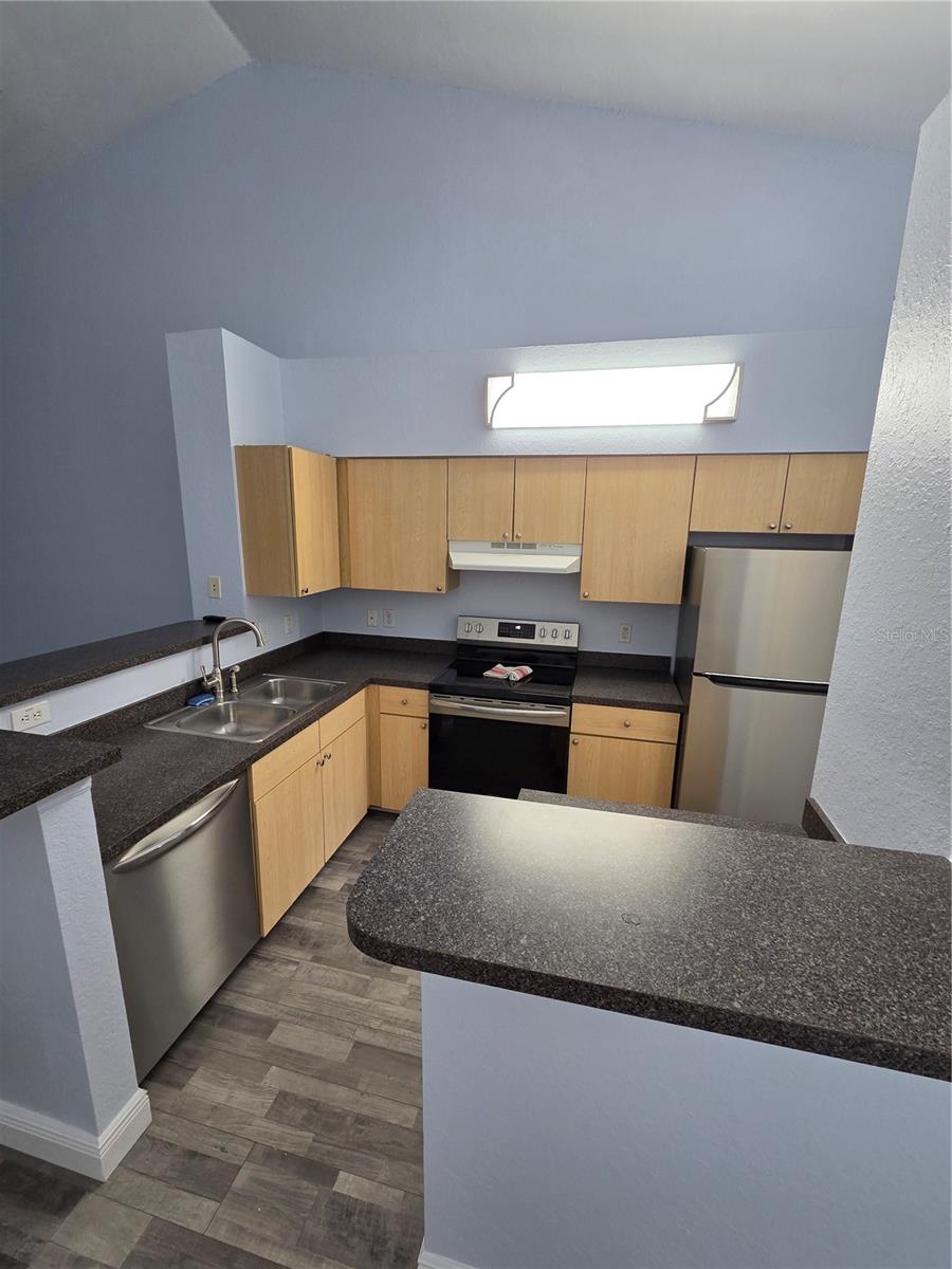 WATERFORD AT PALM HARBOR LUXURY CONDO - Residential Lease