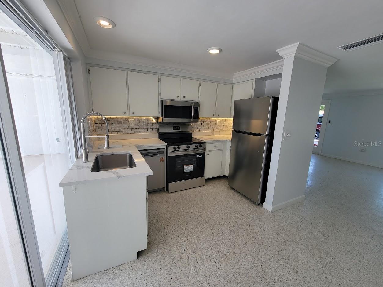 VENICE EAST 4TH ADD - Residential